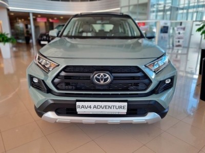 Канадский Toyota RAV4 Adventure предлагают в России0