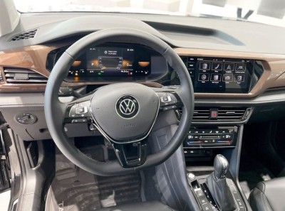Кроссоверы Volkswagen Tharu начали предлагать в России3
