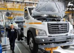 «Группа ГАЗ» выпускает некомплектные автомобили из-за дефицита автокомпонентов