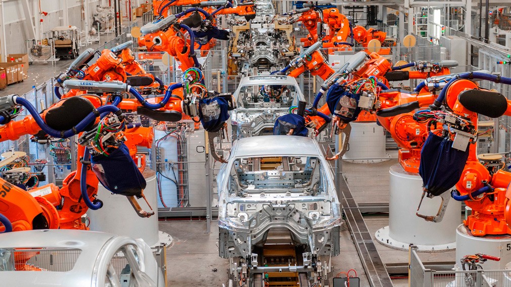 Калининградский «Автотор» построил новый компактный завод по производству автомобилей BMW